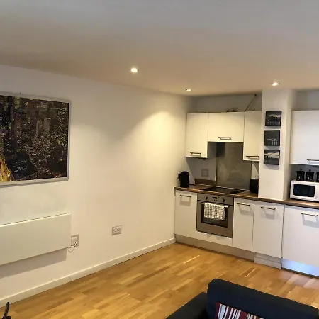 Apartment Next Leeds (West Yorkshire)